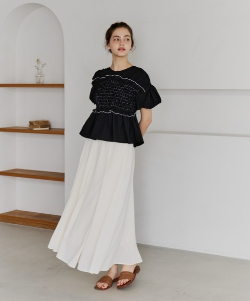 OLUN(オルン)の「shirring frill top/シャーリングフリルトップス(Tシャツ/カットソー・レディース・ブラック/アイボリー/ベージュ・FREE)」の15枚目の写真