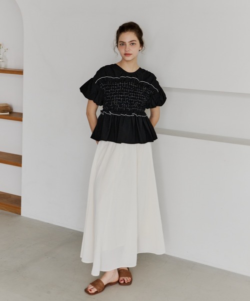 OLUN(オルン)の「shirring frill top/シャーリングフリルトップス(Tシャツ/カットソー・レディース・ブラック/アイボリー/ベージュ・FREE)」の14枚目の写真