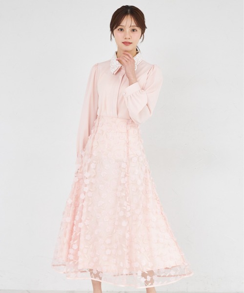 tocco closet(トッコ クローゼット)の「立体フラワーモチーフ刺繍シアーフレアスカート(スカート・レディース・ネイビー/コーラルピンク・M)」の14枚目の写真