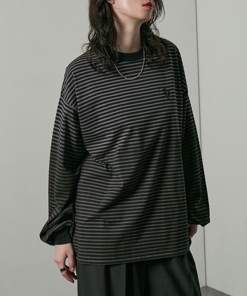 Alfred Alex(アルフレッドアレックス)の「【Alfred Alex】ヴィンテージライク オーバーサイズ グラデーション ロンT(Tシャツ/カットソー・メンズ・グレイッシュブルー/チャコールグレー/ブラック/ブラック系・L/M)」の7枚目の写真