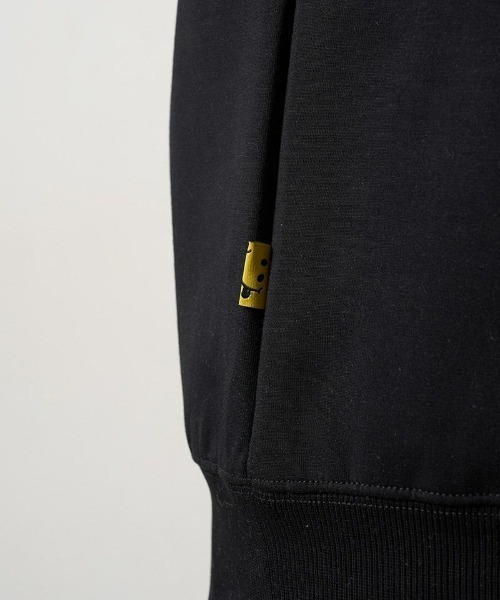 STUD MUFFIN（スタッドマフィン）の「STUD MUFFIN/スタッドマフィン/ストレッチポンチ ラインストーン ターゲットベアラインスエットシャツ/614-02862（スウェット・メンズ・ブラック/グレー・2/3）」の14枚目の写真