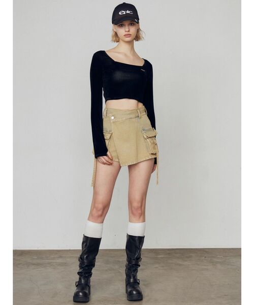 EMODA（エモダ）の「シアーベロアプレートクロップトップ（Tシャツ/カットソー・レディース・ピンク/グレー/アイボリー/ブラック・FREE）」の18枚目の写真