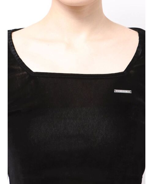 EMODA（エモダ）の「シアーベロアプレートクロップトップ（Tシャツ/カットソー・レディース・ピンク/グレー/アイボリー/ブラック・FREE）」の13枚目の写真