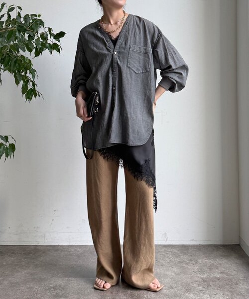 DouDou（ドゥドゥ）の「シアーデニム袖リブVVシャツ（シャツ/ブラウス・レディース・サックスブルー/グレー/ネイビー・FREE）」の7枚目の写真