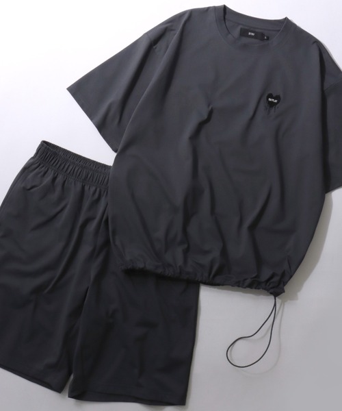 SITRY（シトリー）の「SITRY Heart Embroidery T-Shirt Setup/別注 オーバーサイズ ハートロゴ ワンポイント刺繍 セットアップ 2点セット 半袖Tシャツ＆ハーフパンツ セットアップ  ルームウェア ワンマイルウェア パジャマ（ルームウェア/パジャマ・レディース・スミクロ/ホワイト系その他/ブラック/ブラック系その他/ホワイト/ブラック系その他2・M/LL/L）」の5枚目の写真