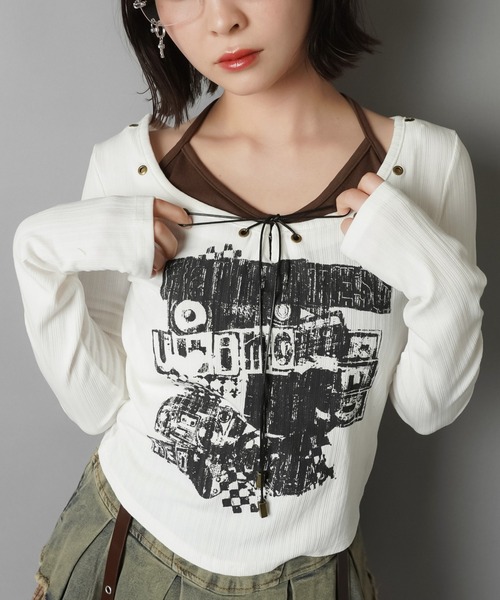 SPINNS(スピンズ)の「キャミ仕込みで差がつく☆ロマンスパンクレイヤードトップス(Tシャツ/カットソー・レディース・ブラック/杢グレー/オフホワイト・ONESIZE)」の13枚目の写真
