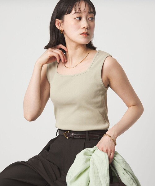 green label relaxing(グリーンレーベルリラクシング)の「デコルテ フライス タンクトップ 抗菌(タンクトップ・レディース・ダークブラウン/オフホワイト/ブラック/ベージュ/オリーブ/モカ・FREE)」の6枚目の写真