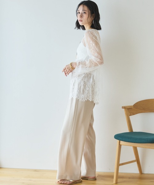 Doux archives（ドゥアルシーヴ）の「スカラップレーストップス（シャツ/ブラウス・レディース・オフホワイト/ブラック/アイボリー・FREE）」の6枚目の写真