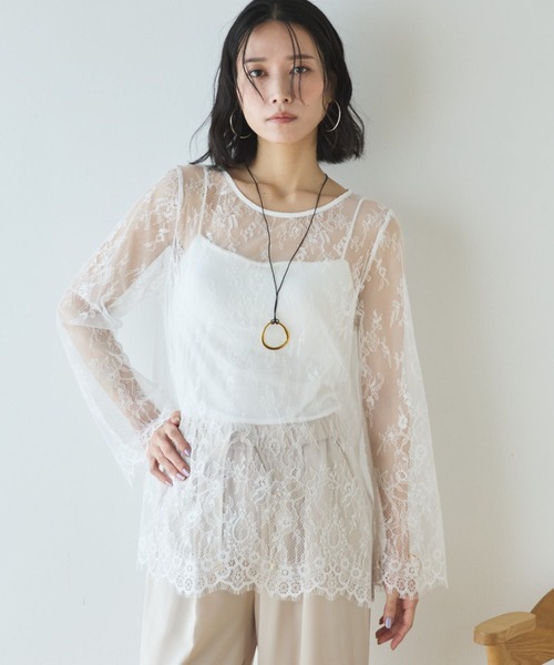 Doux archives（ドゥアルシーヴ）の「スカラップレーストップス（シャツ/ブラウス・レディース・オフホワイト/ブラック/アイボリー・FREE）」の13枚目の写真