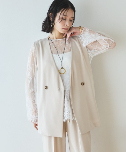 Doux archives（ドゥアルシーヴ）の「スカラップレーストップス（シャツ/ブラウス・レディース・オフホワイト/ブラック/アイボリー・FREE）」の11枚目の写真