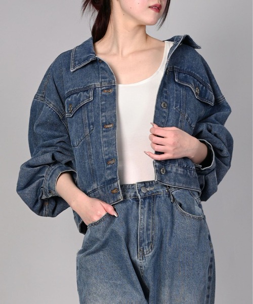 aimoha(アイモハ)の「ショート丈デニムジャケット(デニムジャケット・レディース・ブルー/ライトブルー/ブラック・FREE)」の3枚目の写真