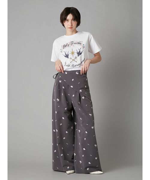 LILY BROWN（リリーブラウン）の「【LILY BROWN×KEITA MARUYAMA】sakuraエンブロイダリートラウザーズ（その他パンツ・レディース・ネイビー/グレー・1/0）」の14枚目の写真