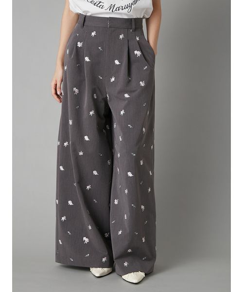 LILY BROWN（リリーブラウン）の「【LILY BROWN×KEITA MARUYAMA】sakuraエンブロイダリートラウザーズ（その他パンツ・レディース・ネイビー/グレー・1/0）」の19枚目の写真