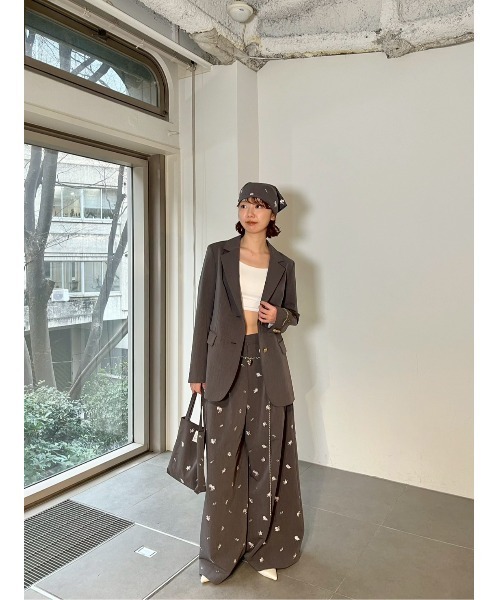 LILY BROWN（リリーブラウン）の「【LILY BROWN×KEITA MARUYAMA】sakuraエンブロイダリートラウザーズ（その他パンツ・レディース・ネイビー/グレー・1/0）」の20枚目の写真