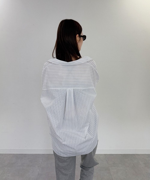 mellomela.(メロメラ)の「ロング丈ボリュームスリーブビッグシャツ(シャツ/ブラウス・レディース・サックスブルー/ベージュ系その他2/ブルー系3/ホワイト系8・FREE)」の6枚目の写真
