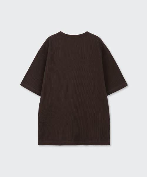 MUSINSA STANDARD（ムシンサスタンダード）の「ワッフルヘンリーネックTシャツ[ブラウン]（Tシャツ/カットソー・メンズ・その他・X-LARGE/2XL/3XL/SMALL/MEDIUM/LARGE）」の6枚目の写真