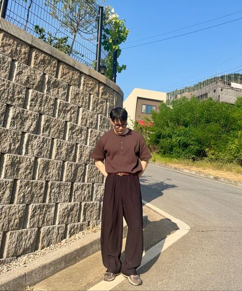MUSINSA STANDARD（ムシンサスタンダード）の「ワッフルヘンリーネックTシャツ[ブラウン]（Tシャツ/カットソー・メンズ・その他・X-LARGE/2XL/3XL/SMALL/MEDIUM/LARGE）」の7枚目の写真