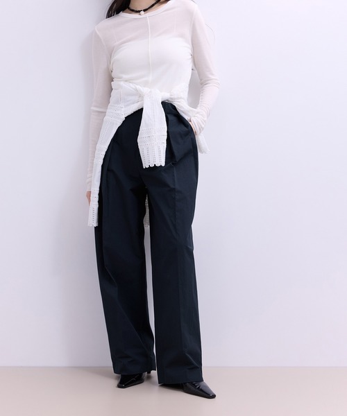 ADAM ET ROPE'(アダムエロペ)の「【WEB限定】ワイドレッグトラウザーパンツ(その他パンツ・レディース・ネイビー/ベージュ/ブラック・36/38/34)」の3枚目の写真