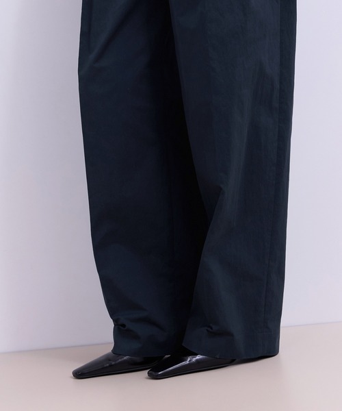 ADAM ET ROPE'(アダムエロペ)の「【WEB限定】ワイドレッグトラウザーパンツ(その他パンツ・レディース・ネイビー/ベージュ/ブラック・36/38/34)」の13枚目の写真