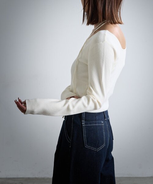 goocy（グーシー）の「【着回し力抜群！】チョーカー付き前後2WAYニット（ニット/セーター・レディース・ブラウン/ブラック/アイボリー・FREE）」の4枚目の写真