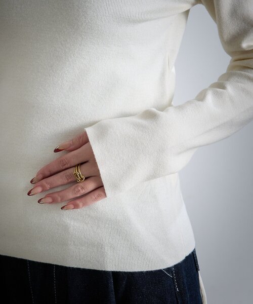 goocy（グーシー）の「【着回し力抜群！】チョーカー付き前後2WAYニット（ニット/セーター・レディース・ブラウン/ブラック/アイボリー・FREE）」の9枚目の写真