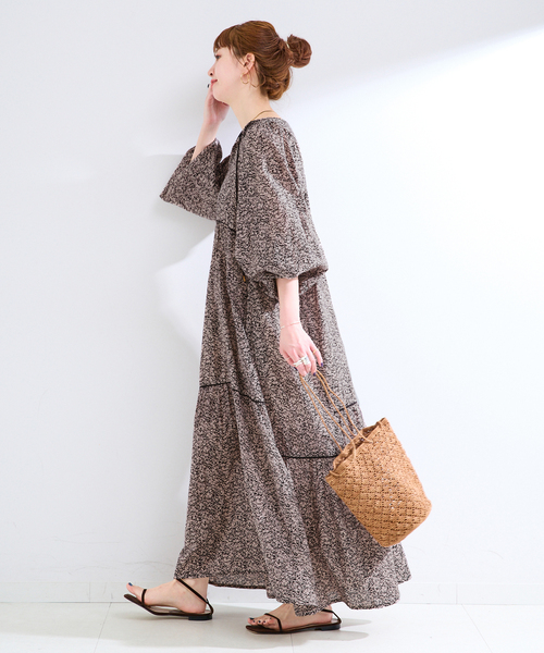 Fanaka(ファナカ)の「【WEB限定】別注 / FANAKA / モノトーンプリントパフスリーブワンピ(ワンピース・レディース・ブラック系その他/ブラック・FREE)」の3枚目の写真