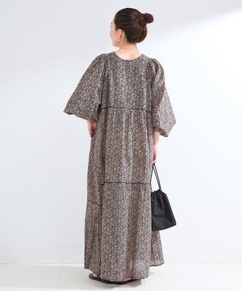 Fanaka(ファナカ)の「【WEB限定】別注 / FANAKA / モノトーンプリントパフスリーブワンピ(ワンピース・レディース・ブラック系その他/ブラック・FREE)」の9枚目の写真