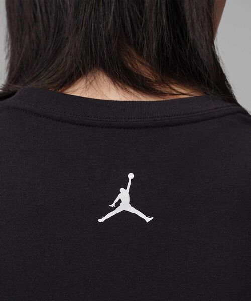 JORDAN BRAND(ジョーダンブランド)の「ジョーダン フライト ウィメンズ グラフィック Tシャツ / Jordan Flight Women's Graphic T-Shirt IF0825-010 Black(Tシャツ/カットソー・レディース・ブラック・L/M/S/XL/XS)」の12枚目の写真