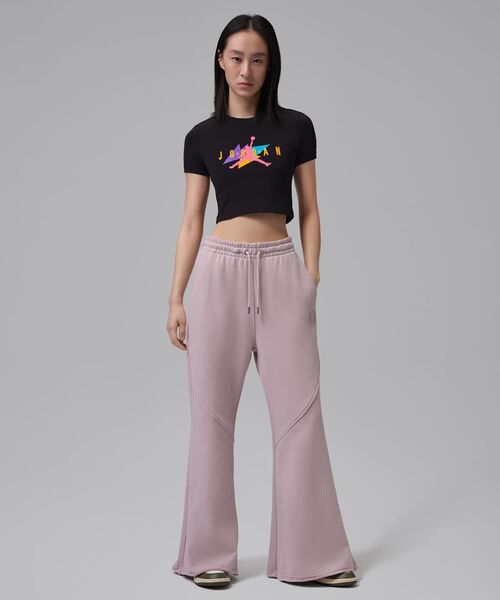 JORDAN BRAND(ジョーダンブランド)の「ジョーダン フライト ウィメンズ グラフィック Tシャツ / Jordan Flight Women's Graphic T-Shirt IF0825-010 Black(Tシャツ/カットソー・レディース・ブラック・L/M/S/XL/XS)」の13枚目の写真