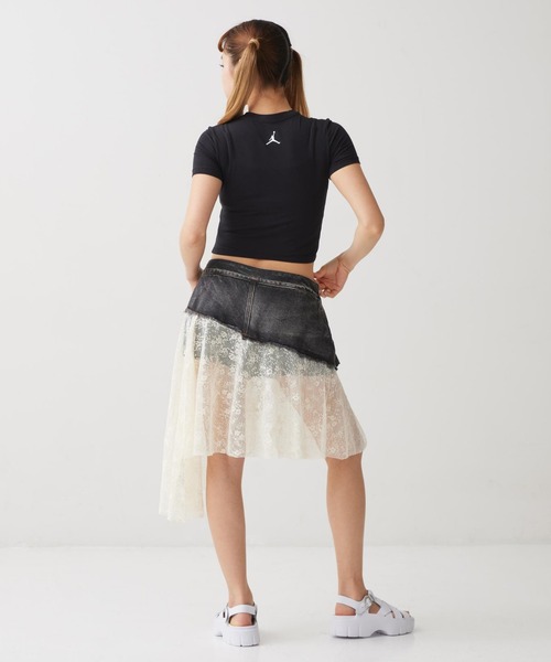 JORDAN BRAND(ジョーダンブランド)の「ジョーダン フライト ウィメンズ グラフィック Tシャツ / Jordan Flight Women's Graphic T-Shirt IF0825-010 Black(Tシャツ/カットソー・レディース・ブラック・L/M/S/XL/XS)」の7枚目の写真