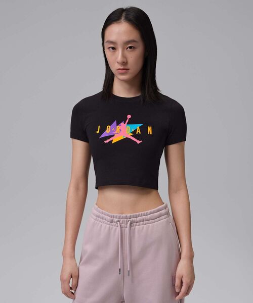 JORDAN BRAND(ジョーダンブランド)の「ジョーダン フライト ウィメンズ グラフィック Tシャツ / Jordan Flight Women's Graphic T-Shirt IF0825-010 Black(Tシャツ/カットソー・レディース・ブラック・L/M/S/XL/XS)」の8枚目の写真