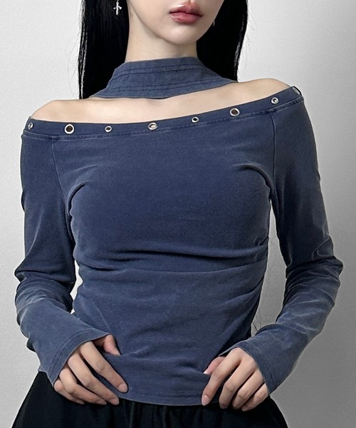FOLLOWIN(フォロウィン)の「アイレットネックフィットロングトップス(Tシャツ/カットソー・レディース・ブルー/ブラック・FREE)」の2枚目の写真