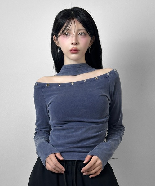 FOLLOWIN(フォロウィン)の「アイレットネックフィットロングトップス(Tシャツ/カットソー・レディース・ブルー/ブラック・FREE)」の21枚目の写真