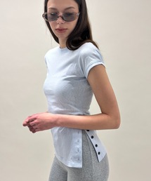 FUULLY STUDIO（フーリィーステューディオ）の「サイドボタンフレンチスリーブTEE（Tシャツ/カットソー）」