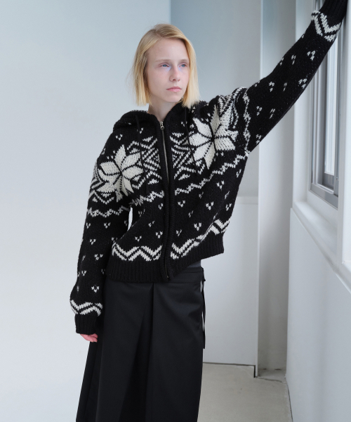 DIAGONAL(ダイアゴナル)の「NORDIC HOODIE ZIP UP (black)(パーカー・レディース・その他・FREE)」の8枚目の写真