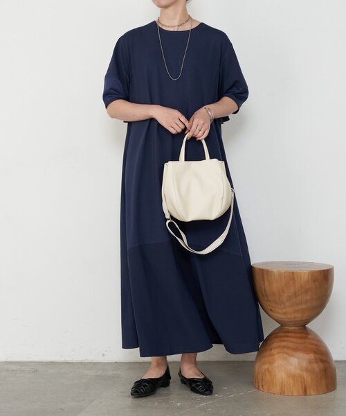 Jena espace merveilleux（ジェナ　エスパスメルヴェイユ）の「バックラッフルワンピース（ワンピース・レディース・ネイビー/ブラック・FREE）」の10枚目の写真