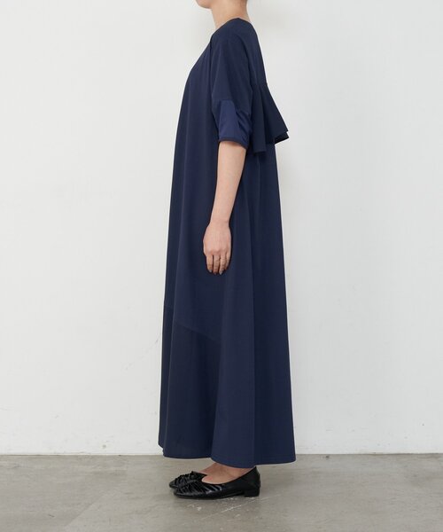 Jena espace merveilleux（ジェナ　エスパスメルヴェイユ）の「バックラッフルワンピース（ワンピース・レディース・ネイビー/ブラック・FREE）」の16枚目の写真