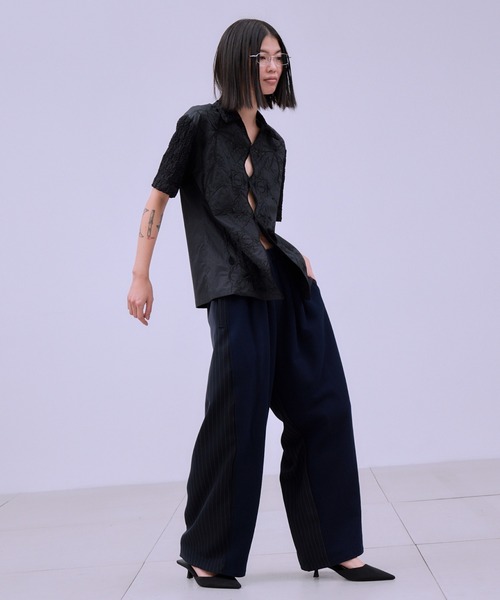THINGS THAT MATTER（シングス ザット マター）の「CHAOS EMBROIDERY BLOUSE / カオス エンブロイダリー ブラウス（シャツ/ブラウス・レディース・ブラック/ホワイト・FREE）」の3枚目の写真