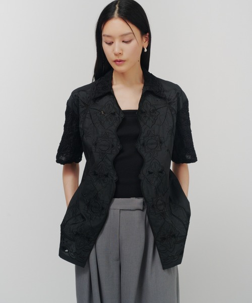THINGS THAT MATTER（シングス ザット マター）の「CHAOS EMBROIDERY BLOUSE / カオス エンブロイダリー ブラウス（シャツ/ブラウス・レディース・ブラック/ホワイト・FREE）」の6枚目の写真
