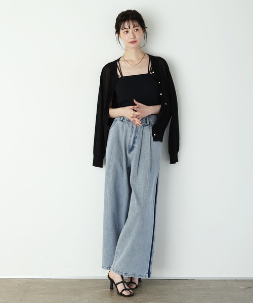 shetila(シェティラ)の「美タックサイドラインセミフレアデニム(デニムパンツ・レディース・ライトブルー/ブラック/ブルー・M/L)」の8枚目の写真