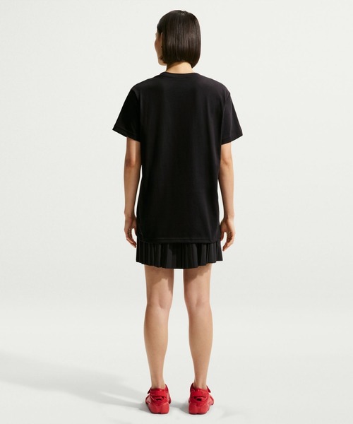 NIKE(ナイキ)の「ナイキ NIKE ナイキ NSW クラシック ST2 S/S Tシャツ(Tシャツ/カットソー・レディース・ライトベージュ/ブラック・S/M/L/XL)」の9枚目の写真