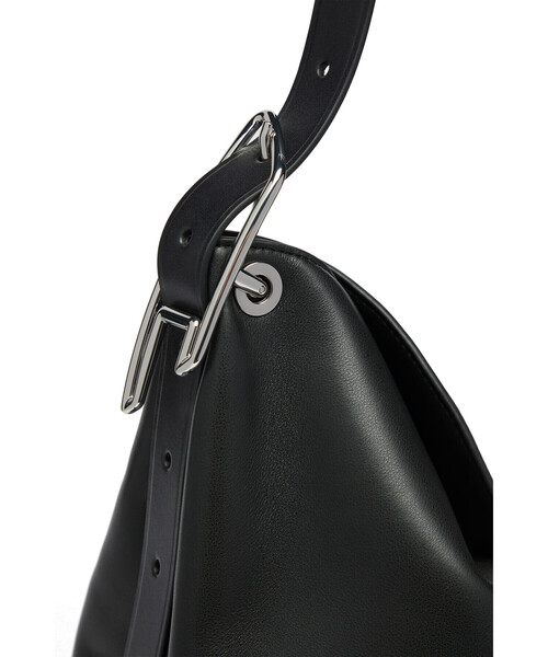 DIESEL(ディーゼル)の「ウィメンズ ホーボーバッグ D-LINE HOBO(ショルダーバッグ・レディース・ブラック・UNI)」の7枚目の写真