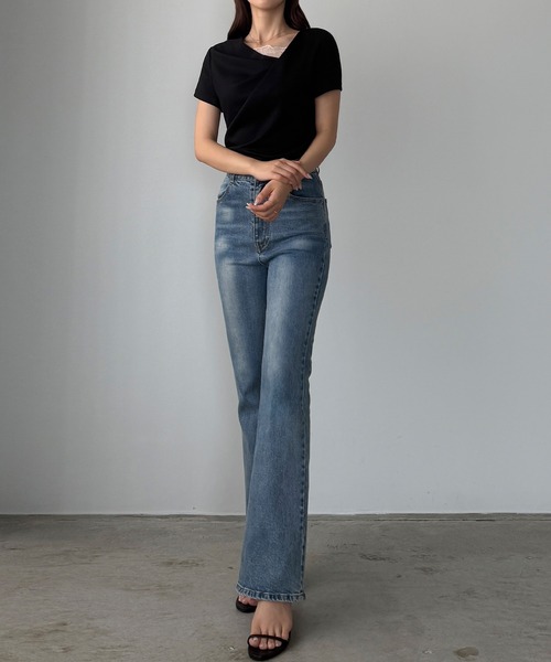 Louere（ルエレ）の「レース付きドレープアシメネックカットトップス（Tシャツ/カットソー・レディース・ホワイト/ブラック/チャコール/ピンク/ライトブルー・SMALL/LARGE/MEDIUM/X-LARGE）」の22枚目の写真