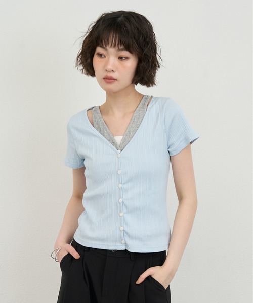 NUJOH(ヌゾ)の「Layered V-Neck Rib Cardigan Top / レイヤードVネックリブカーディガントップ(Tシャツ/カットソー・レディース・グレー/ライトブルー/アイボリー・FREE)」の3枚目の写真