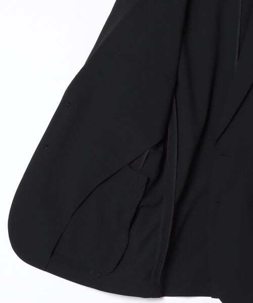 AKM(エイケイエム)の「SWING EASY JACKET (CENTER VENT)(テーラードジャケット・メンズ・ブラック/ネイビー・LARGE)」の21枚目の写真