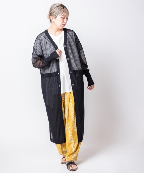 OSMOSIS(オズモーシス)の「プリントタックパンツ(その他パンツ・レディース・マスタード/ブラック系その他/ブラック×グリーン・ONE SIZE)」の16枚目の写真