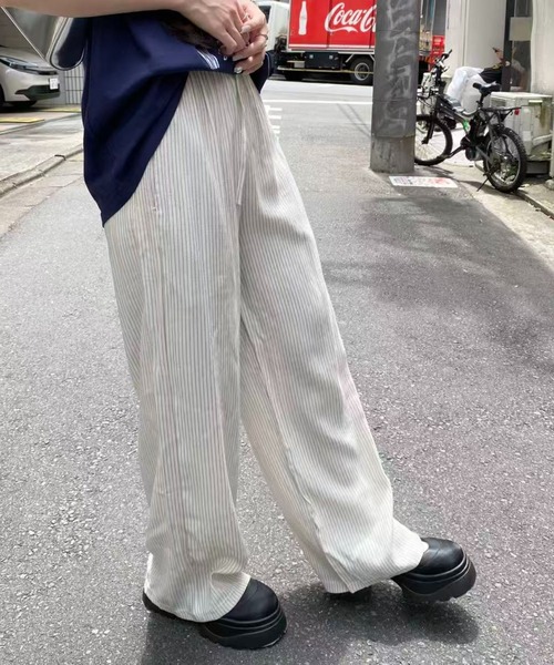 mebole(メボレ)の「ストライプドレープパンツ(その他パンツ・レディース・アイボリー・FREE)」の15枚目の写真