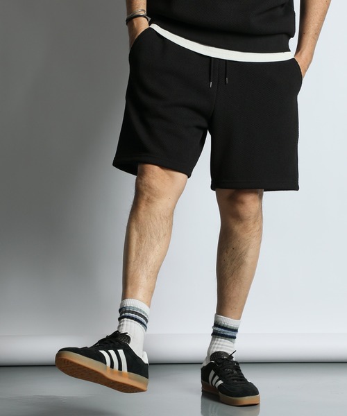 The DUFFER of ST.GEORGE(ザダファーオブセントジョージ)の「「AIR FLEX」HEAVY KANOKO RELAX FIT SHORT PANTS:セットアップ対応 機能素材「エアフレックス」鹿の子ショーツ(その他パンツ・メンズ・ブラック/ホワイト/ネイビー・X-LARGE/LARGE/MEDIUM)」の2枚目の写真