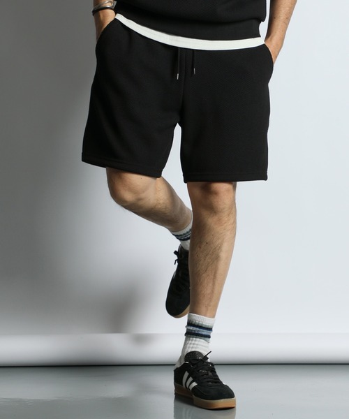 The DUFFER of ST.GEORGE(ザダファーオブセントジョージ)の「「AIR FLEX」HEAVY KANOKO RELAX FIT SHORT PANTS:セットアップ対応 機能素材「エアフレックス」鹿の子ショーツ(その他パンツ・メンズ・ブラック/ホワイト/ネイビー・X-LARGE/LARGE/MEDIUM)」の6枚目の写真