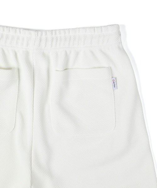 The DUFFER of ST.GEORGE(ザダファーオブセントジョージ)の「「AIR FLEX」HEAVY KANOKO RELAX FIT SHORT PANTS:セットアップ対応 機能素材「エアフレックス」鹿の子ショーツ(その他パンツ・メンズ・ブラック/ホワイト/ネイビー・X-LARGE/LARGE/MEDIUM)」の16枚目の写真